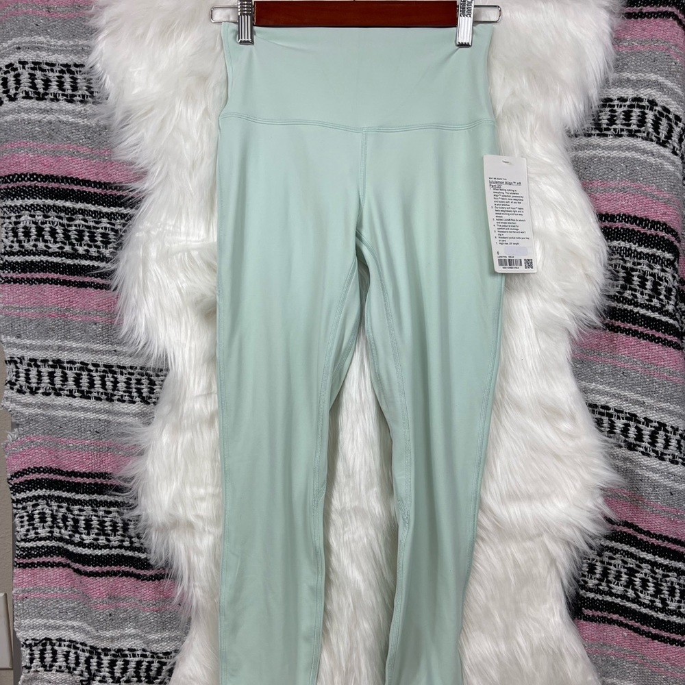 NWT • Lululemon •  ‘Align 25” Yoga Pang • Mint • 6 - Picture 4 of 9
